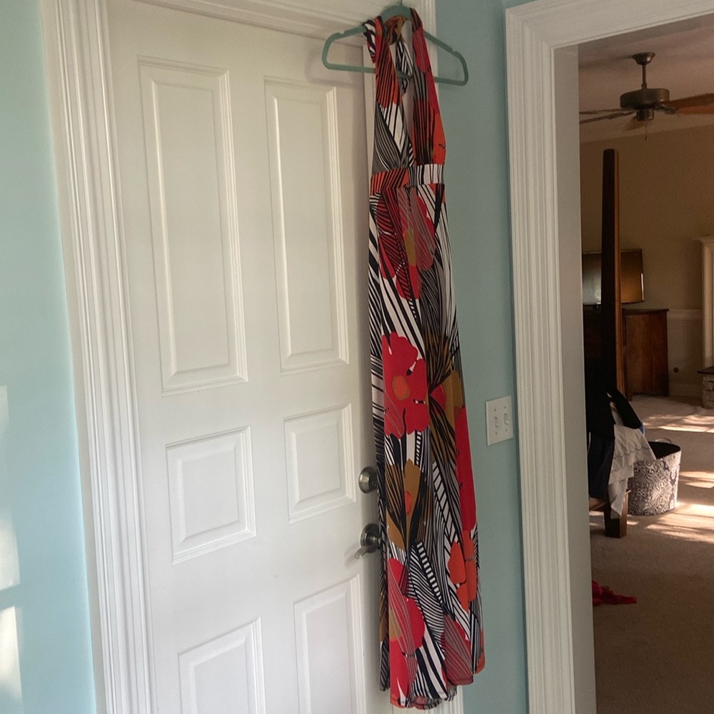 Maxi halter dress beautiful fabric. Knit